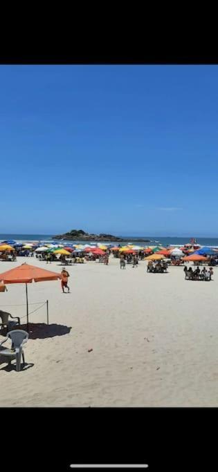 Apartamento Quadra Da Praia - Pitangueiras กัวรูจา ภายนอก รูปภาพ