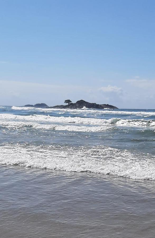 Apartamento Quadra Da Praia - Pitangueiras กัวรูจา ภายนอก รูปภาพ