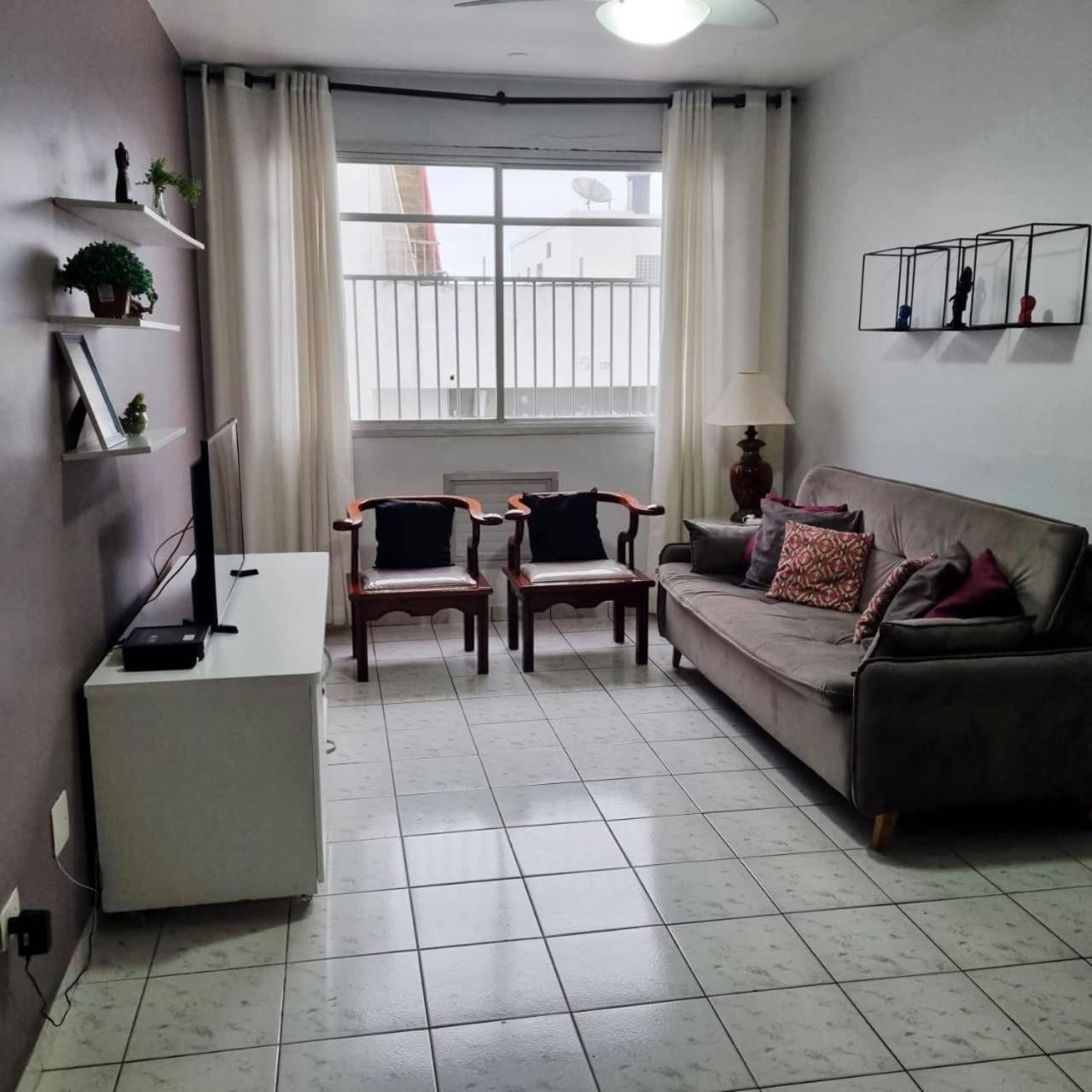 Apartamento Quadra Da Praia - Pitangueiras กัวรูจา ภายนอก รูปภาพ